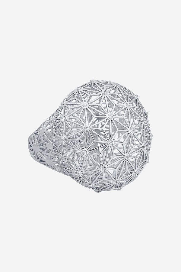 Кольцо массивное с ажурной сферой