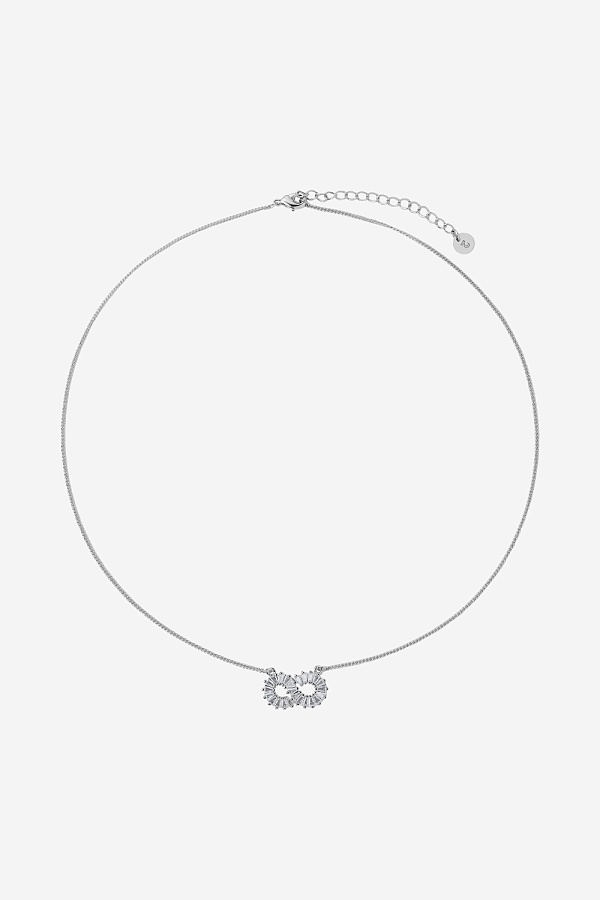 Кулон с бесконечностью из камней на цепочке